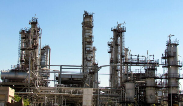 برج تقطیر در خلأ