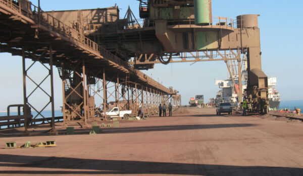 اسکله صنایع معدنی خلیج فارس